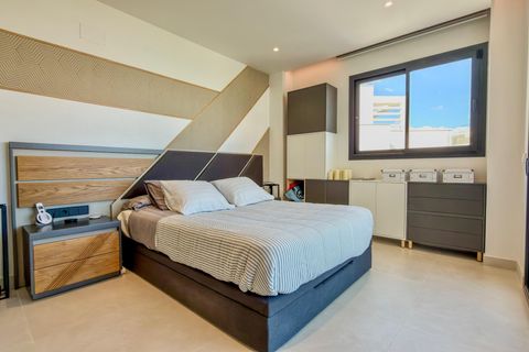 Lejlighed i Fuengirola, Malaga, Fuengirola - € 840.000 | Ref: HW2 - foto 38